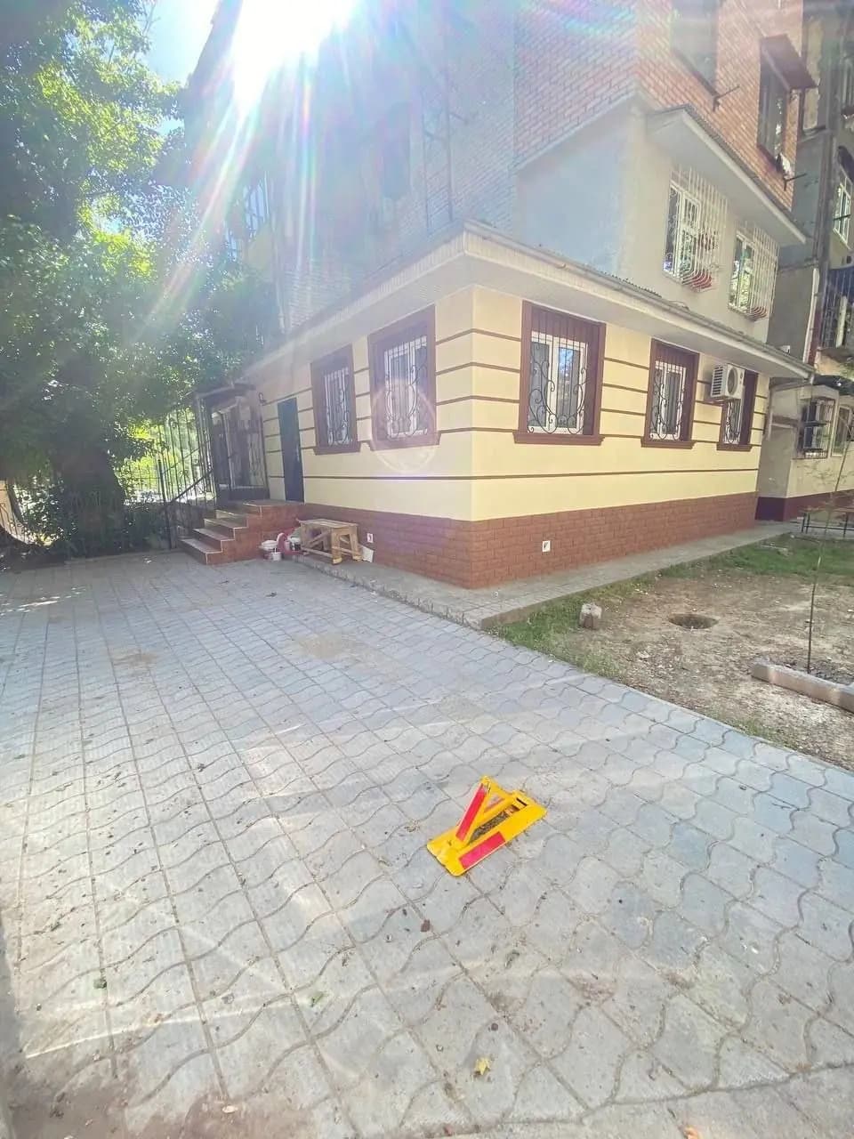 Дом вдоль дороги. Евроремонт. Мебель+техника — 1