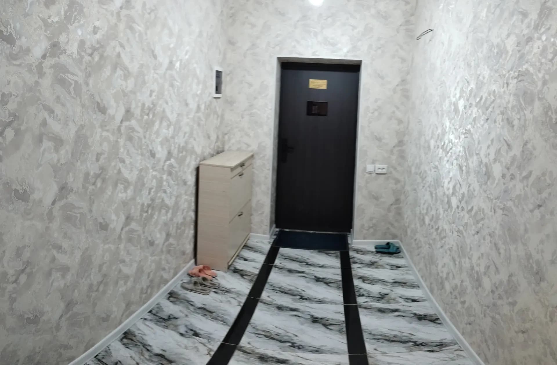 Продается 4-х комнатная квартира — 106 м² — 1