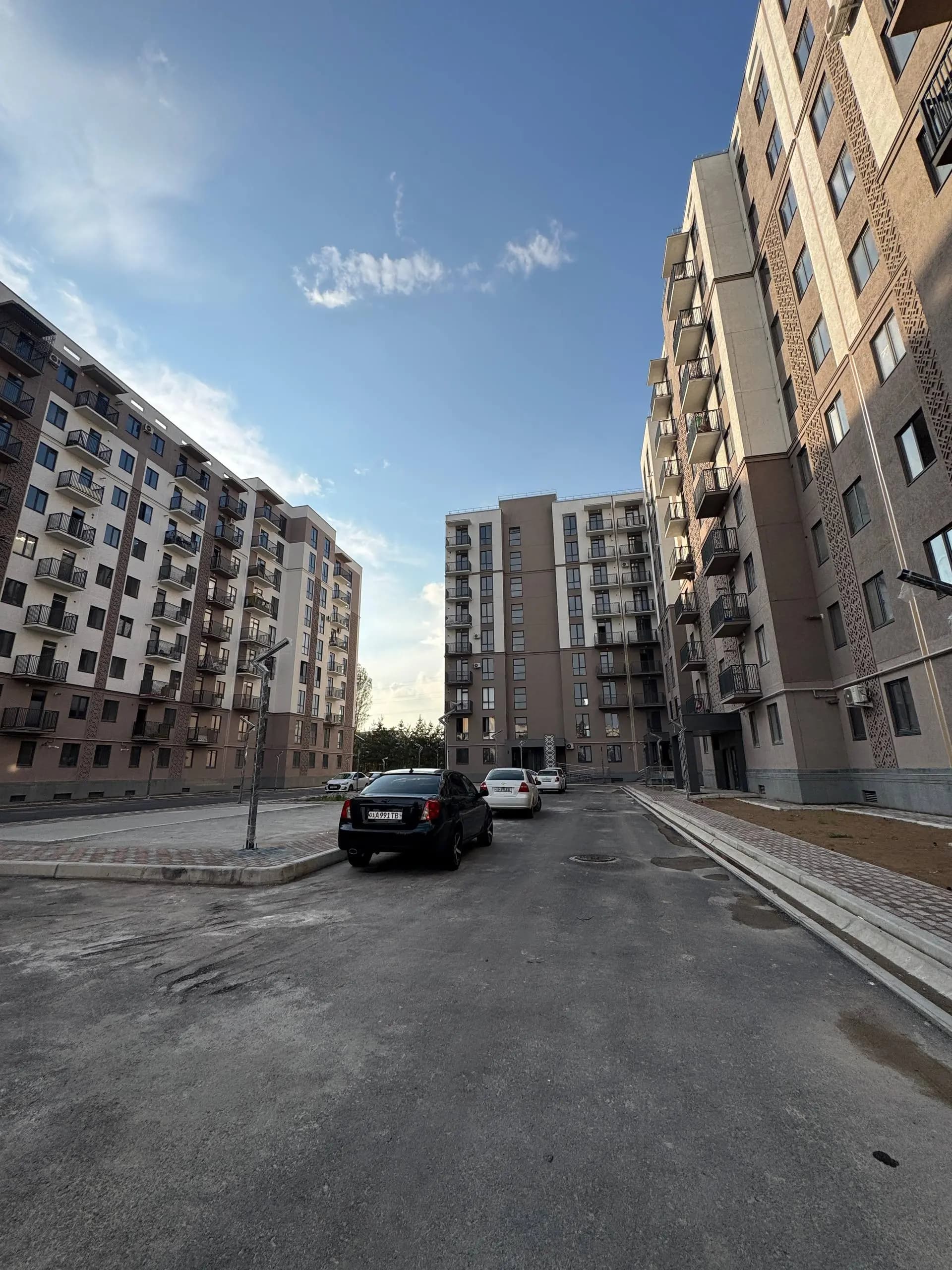 Продаётся 3 комнатная квартира Новостройка Зенит Юнусабадский район — 1