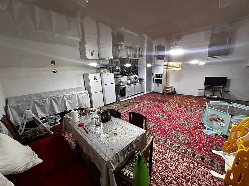 Nazarbek Naiman mahalla, Hovli 2.6 sotix. — 1