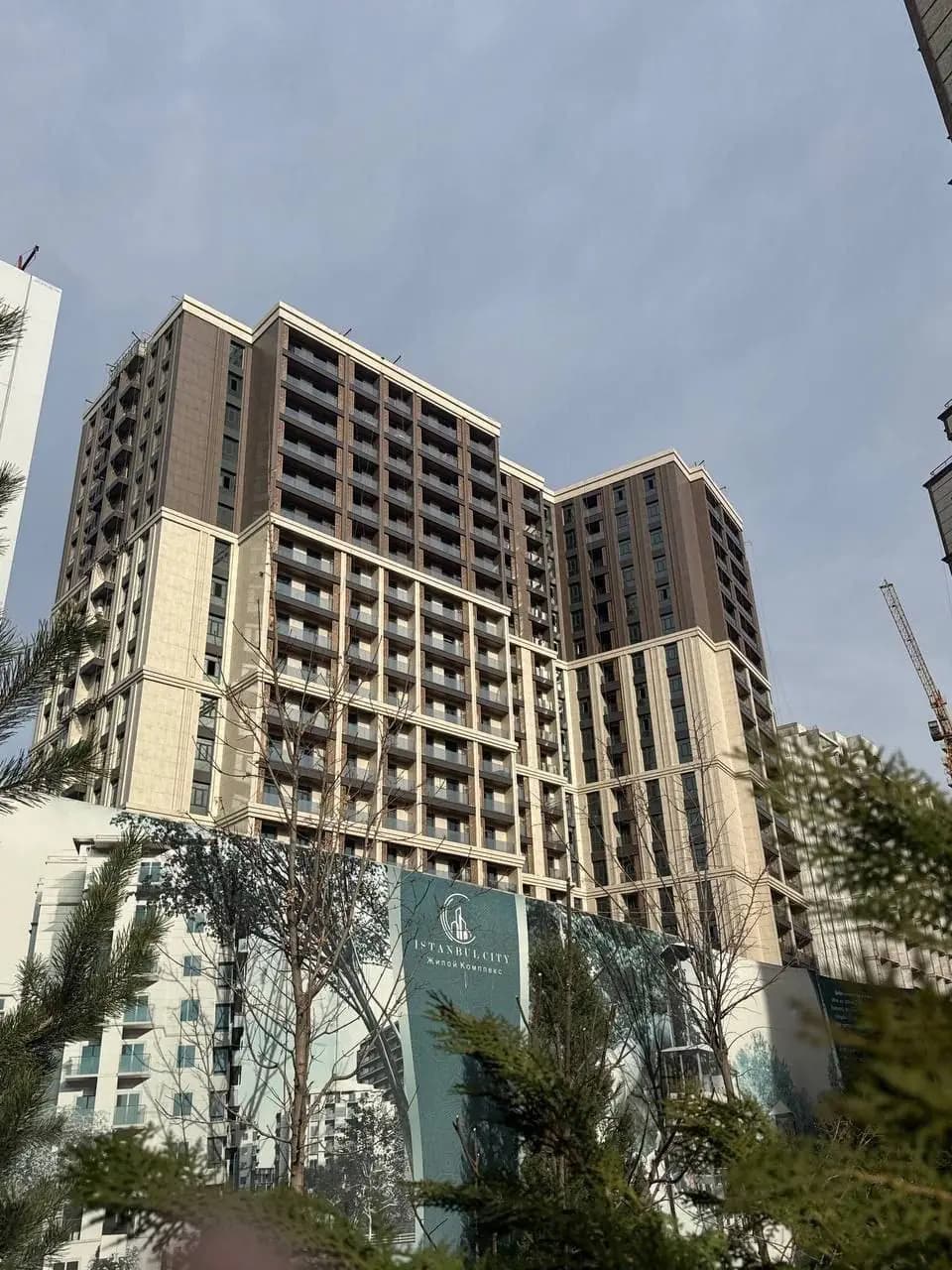 Продаётся 3-х комнатная квартира в ЖК Istanbul City   Ориентир: А.Каххара/Заводская, БМВ — 1