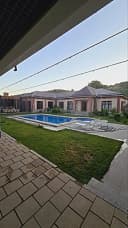 Qizzil villa