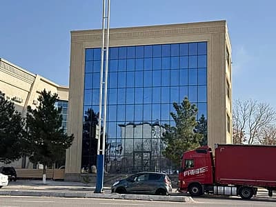 Nejiloy Arenda Botkina — 1