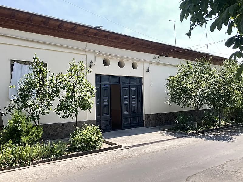 Uchastka sotiladi raysentrdan — 1