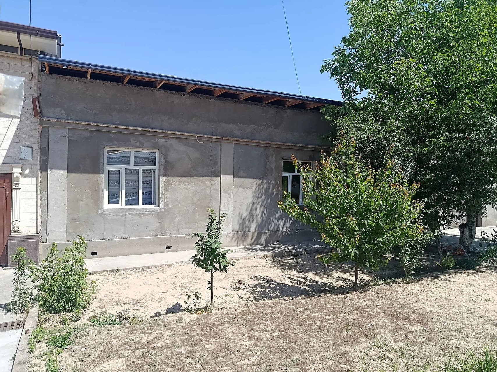 5 sotu 9 maktab torisidan 200 metr kirganda