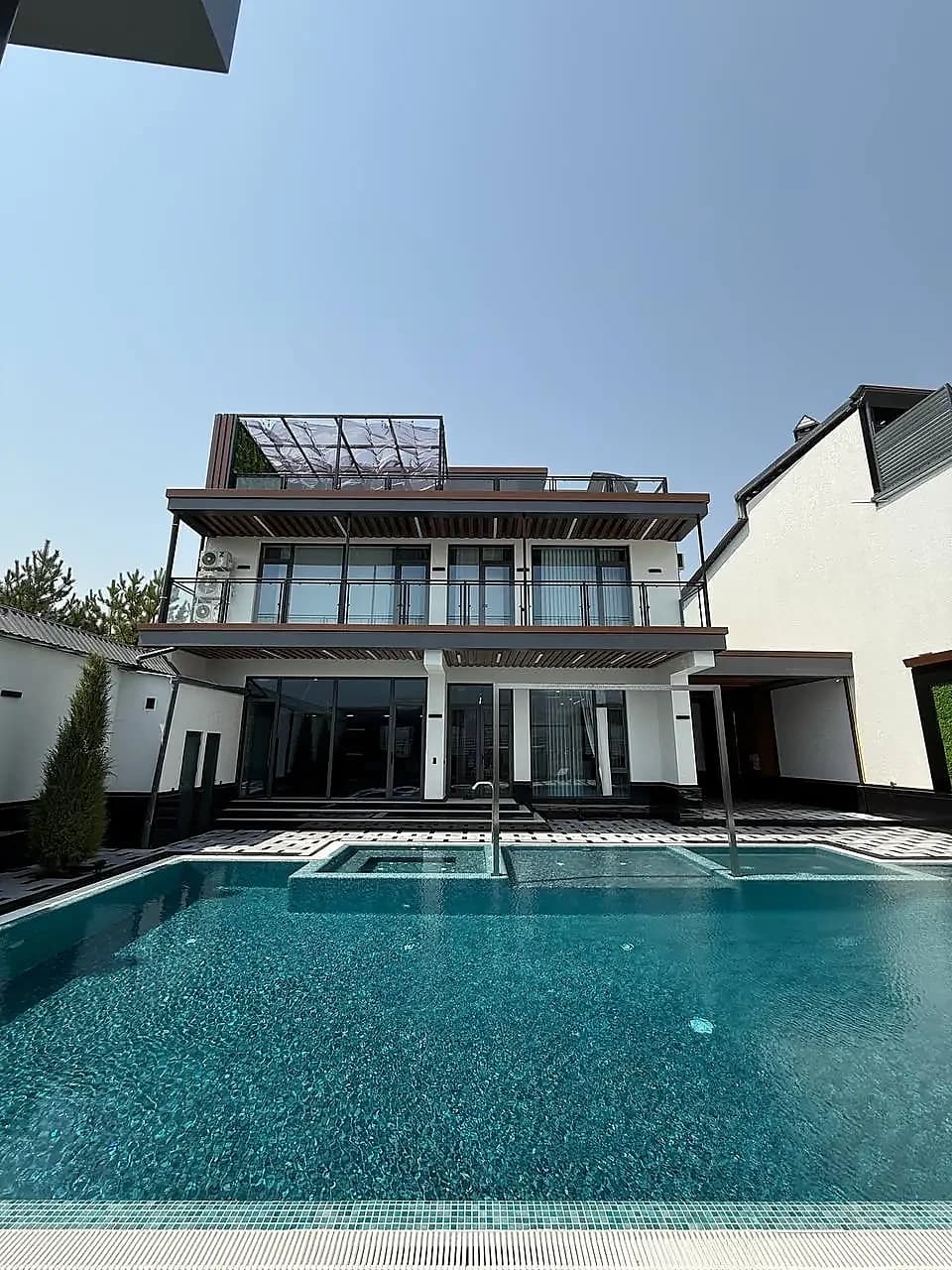 Elegant_Villa — 1