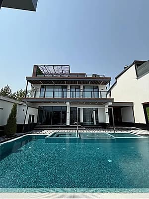 Elegant_Villa — 1