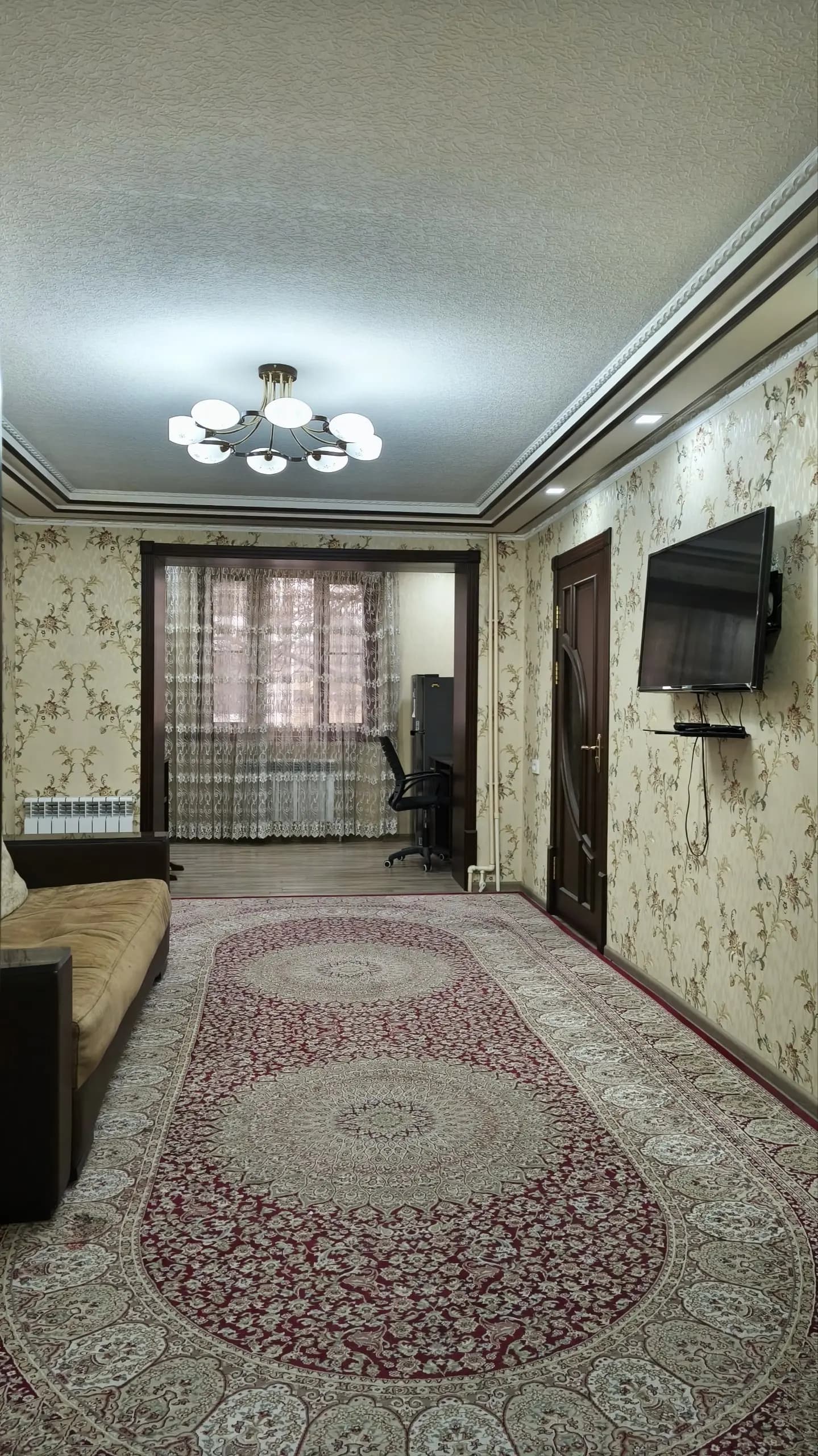 Центр 2/4/5. 2х6 балкон Яккасарайский р-н Шота Руставелли Гостиница Россия срочно — 1