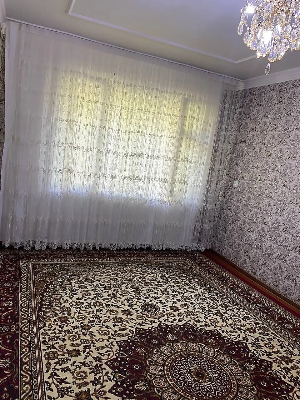 Srochna sotiladi Chilanzar 9 3kom 2*6 balkon
