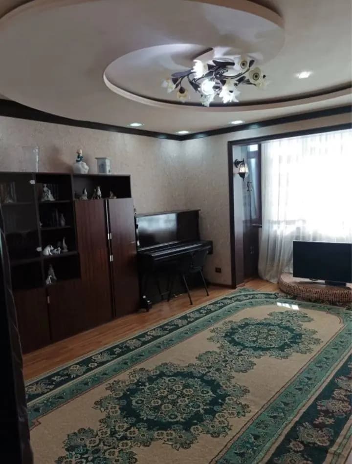 Yashnobod Parketskiy bozor yonida 3/9/9/78 kv — 1
