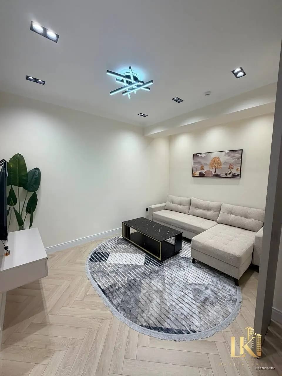 #9800 Продаётся: Мирабадский район Ул. Фергана Йули НОВОСТРОЙКА ЖК "City Tower Group" Ориентир: УзБу — 1