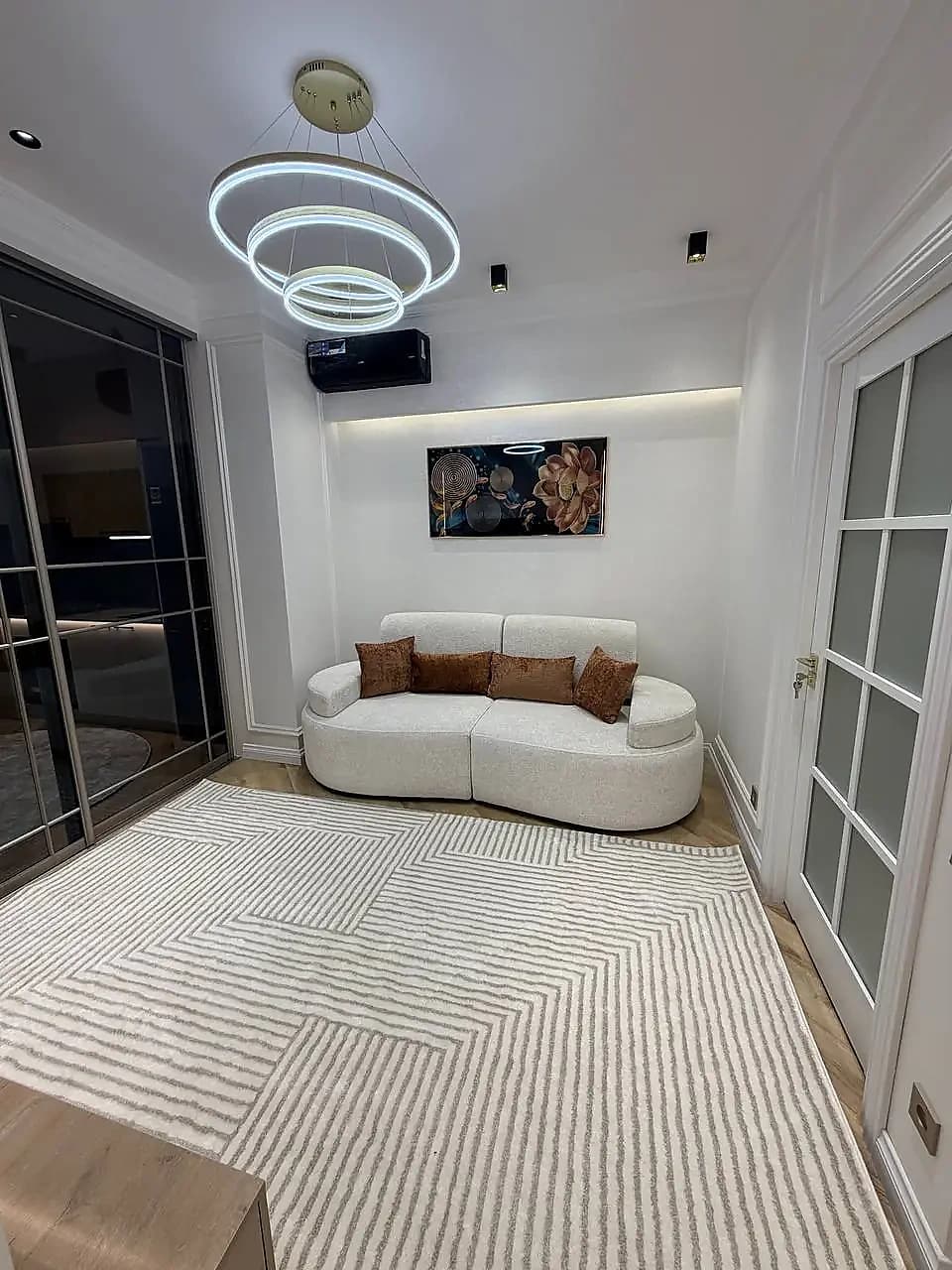 Nikitina Residence #A
