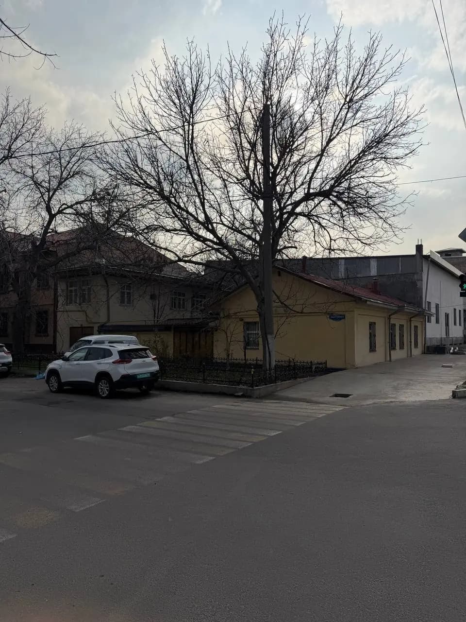 Продаётся Земельный Участок  Ориентир: Казы махалля, МКАД, Бадамзар, Юнусабадский район  1-я линия — 1
