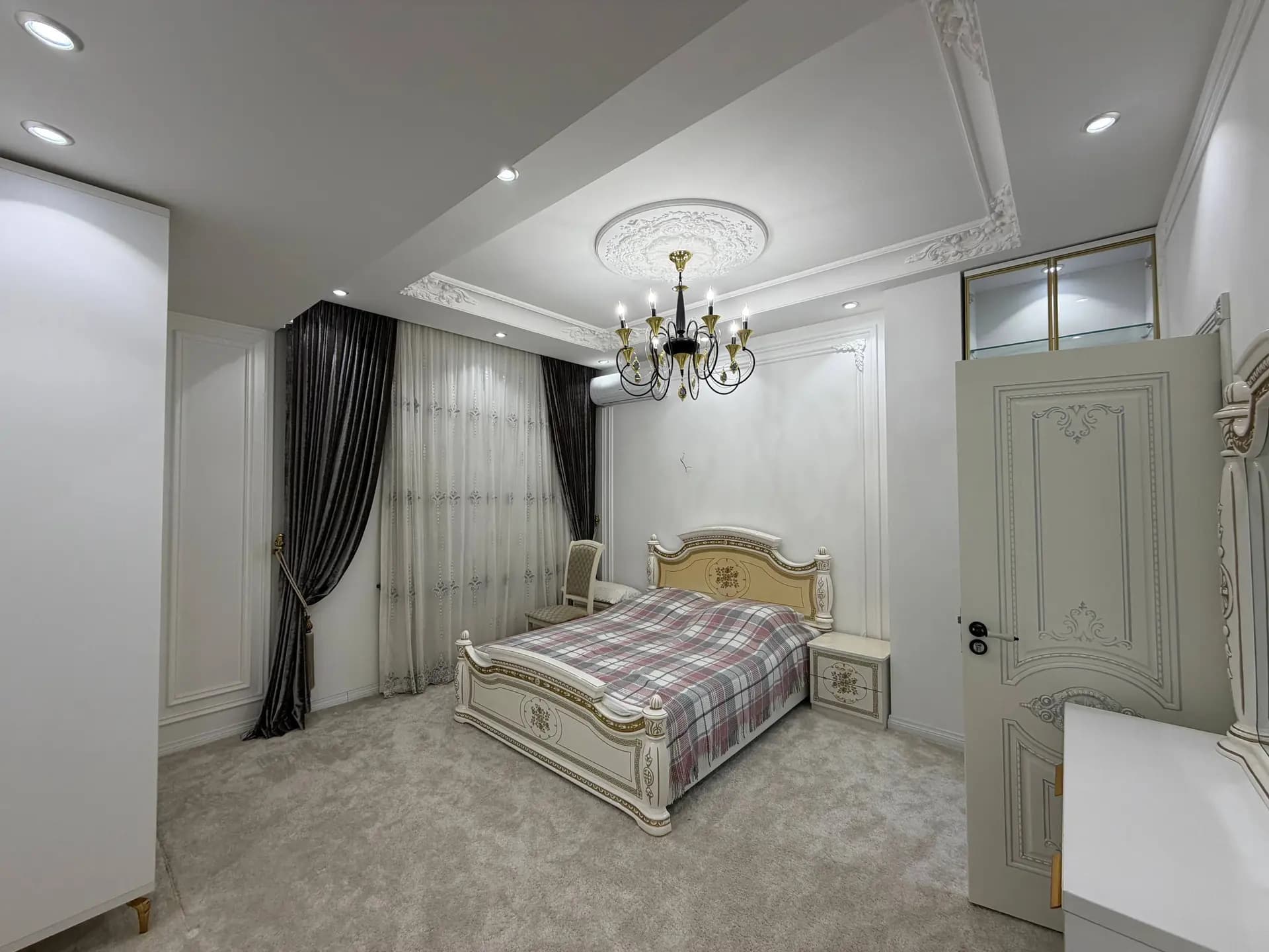 Aeraport house 7/9*10/10 #a — 1