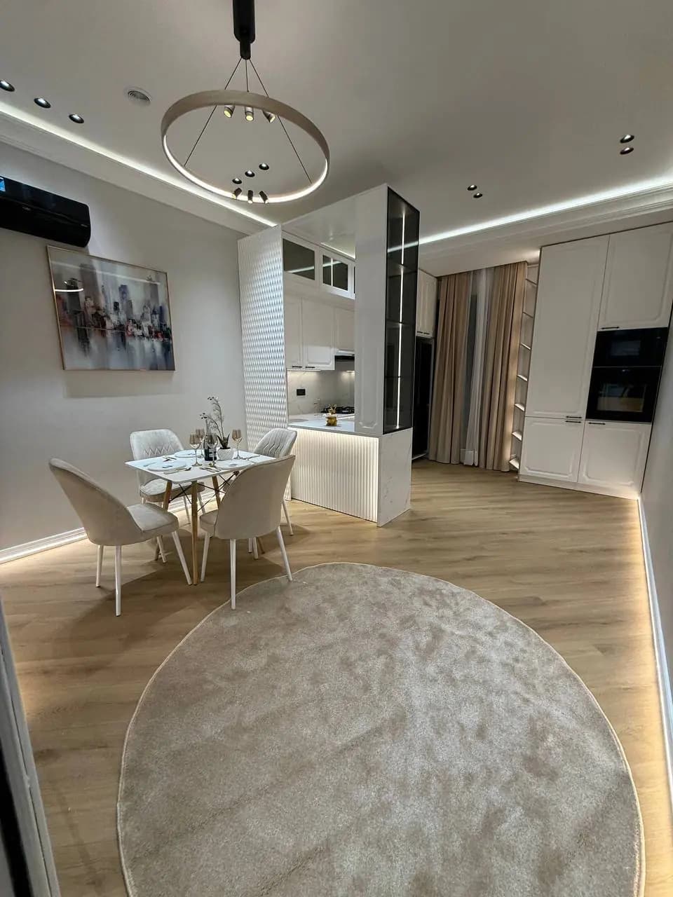 Продаётся 4-х комнатная квартира в ЖК Sayram Avenue  Ориентир: Буз Базар, БИЙ метро — 1