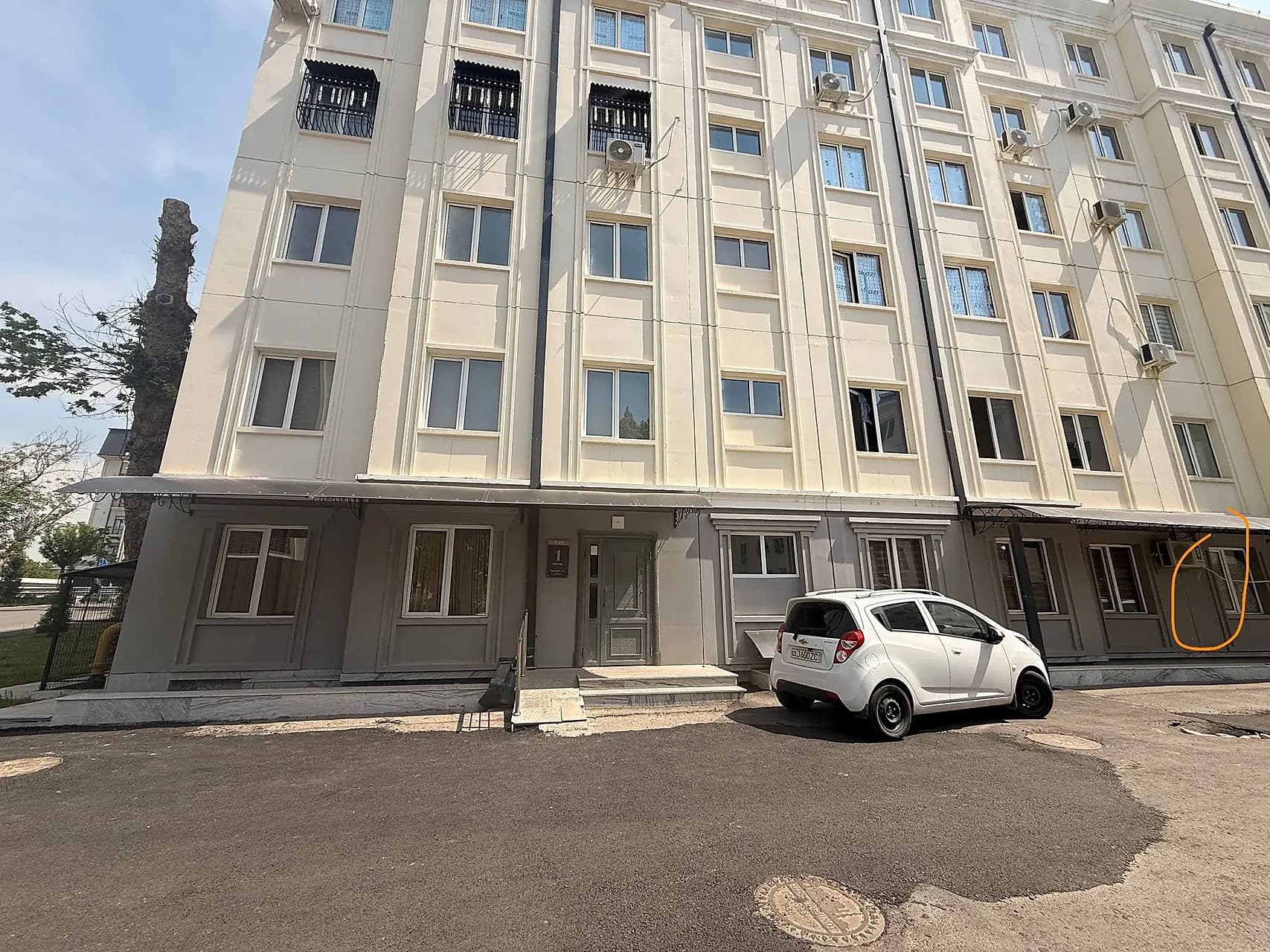 Продается Мирзо Улугбек ЭКО базар