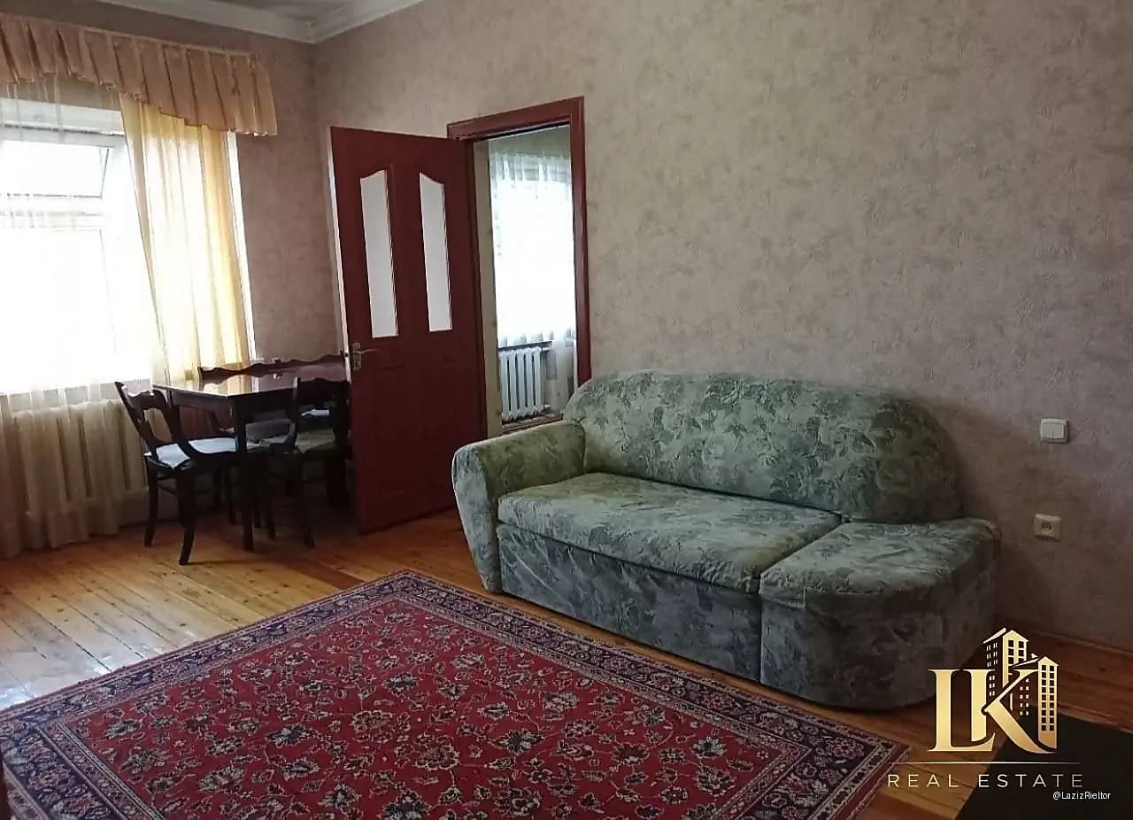 #9800 Продаётся: Яккасарайский район Ул. Шота Руставели Рядом парк Бабура Ор-р: "Nirvana"/ цветочный