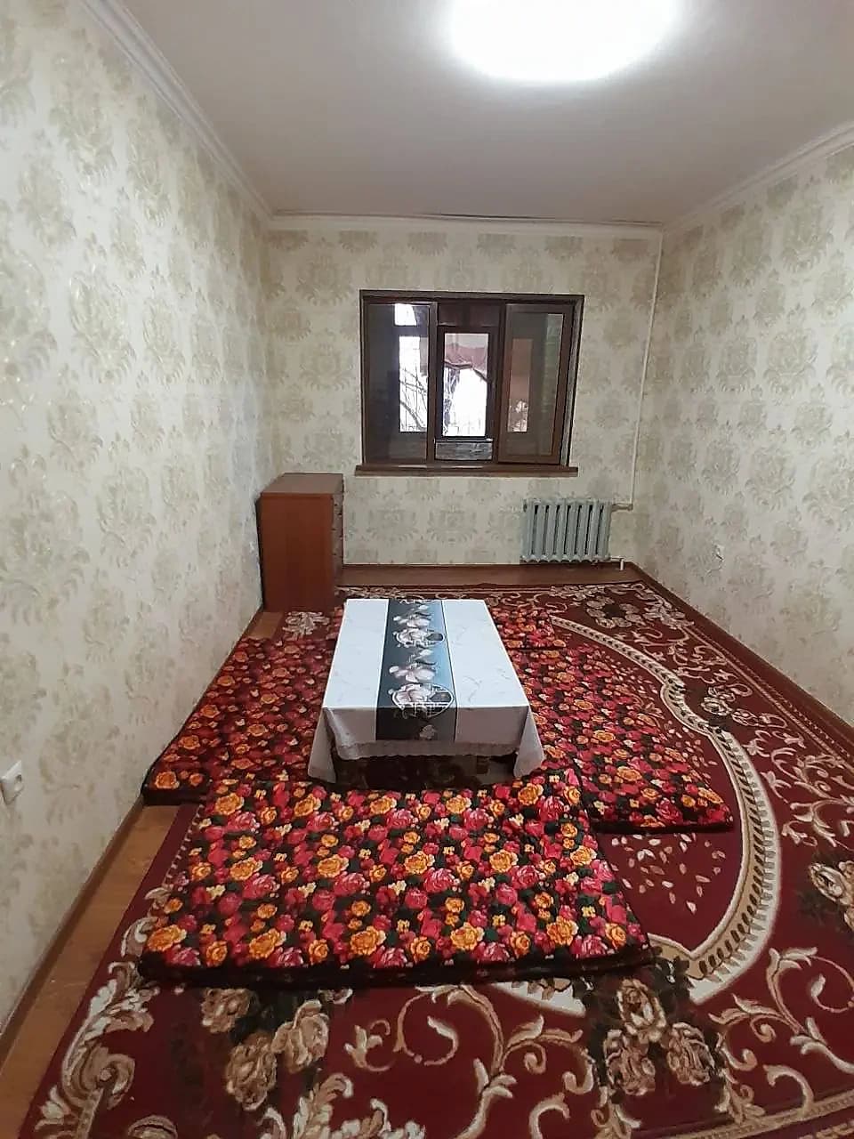 Гулобод  самарканд дарвоза  Чорсу якинида   Мунтоз тойхонаси 2/3/4.    450y.e. — 1