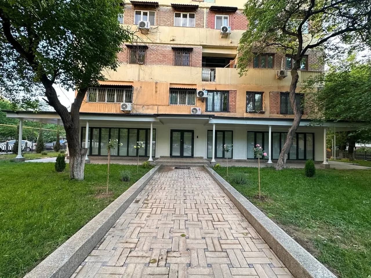 Nejiloy Yunusobod Ц-4 — 1
