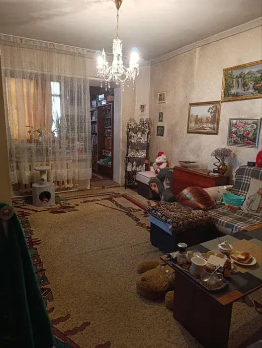 Продаётся трёхкомнатная квартира в Шайхантахурском районе — 1