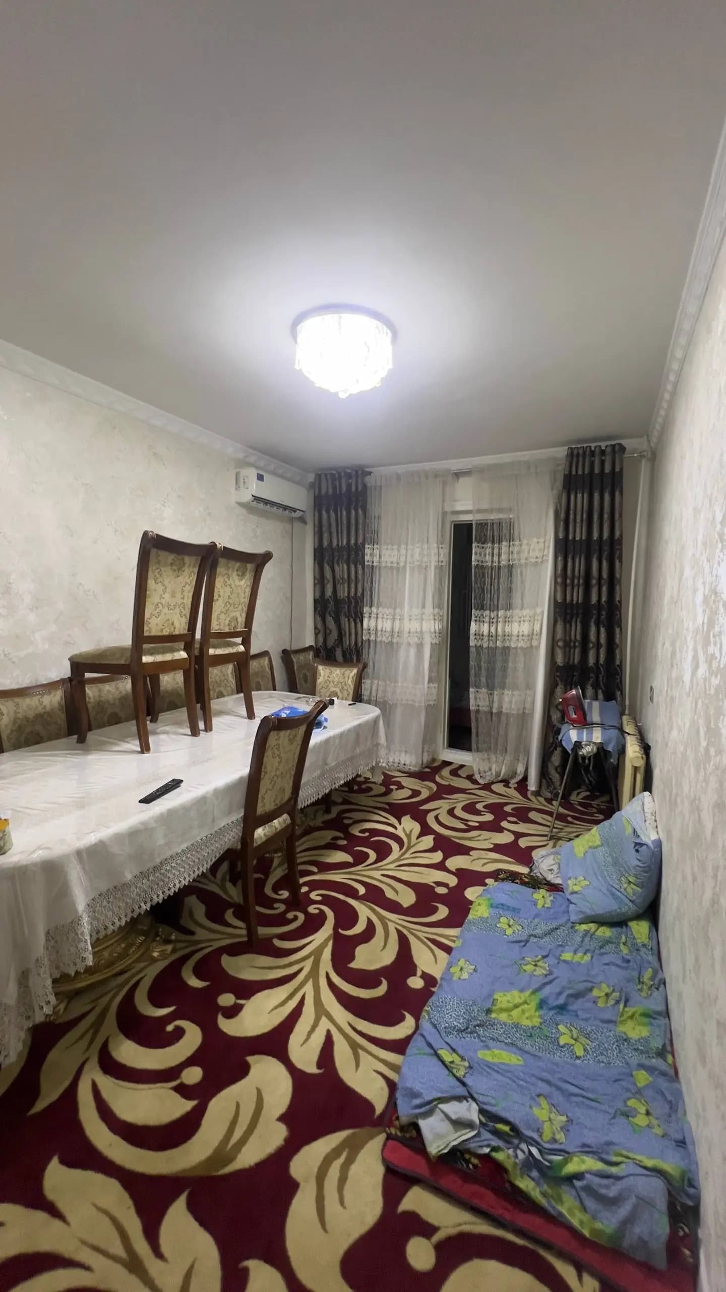 Олмазор 3/2/4 Кўча: Кора Камиш 1/4 Хоналар сони: 3 Қавати: 2 — 1