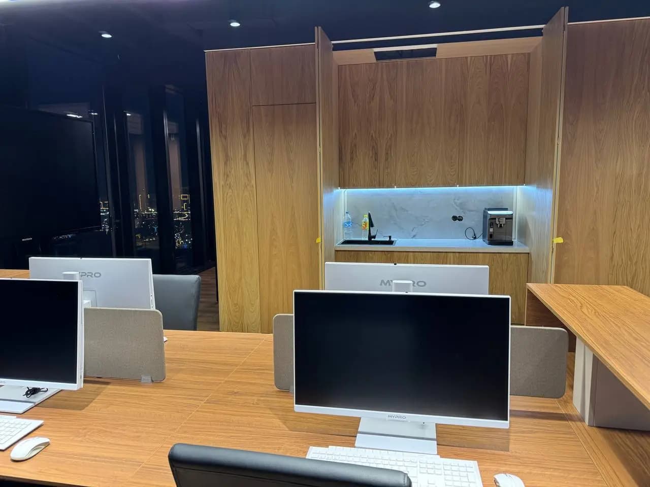 Нежилое пом . NEST ONE 121 квм — 1