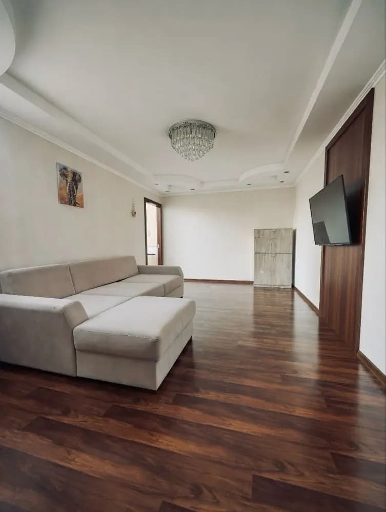 V5737 ПРОДАЕТСЯ 3/2/4 на: Академ городок #Мирзо_Улугбекский_район Ор.р:Бывшая налоговая — 1