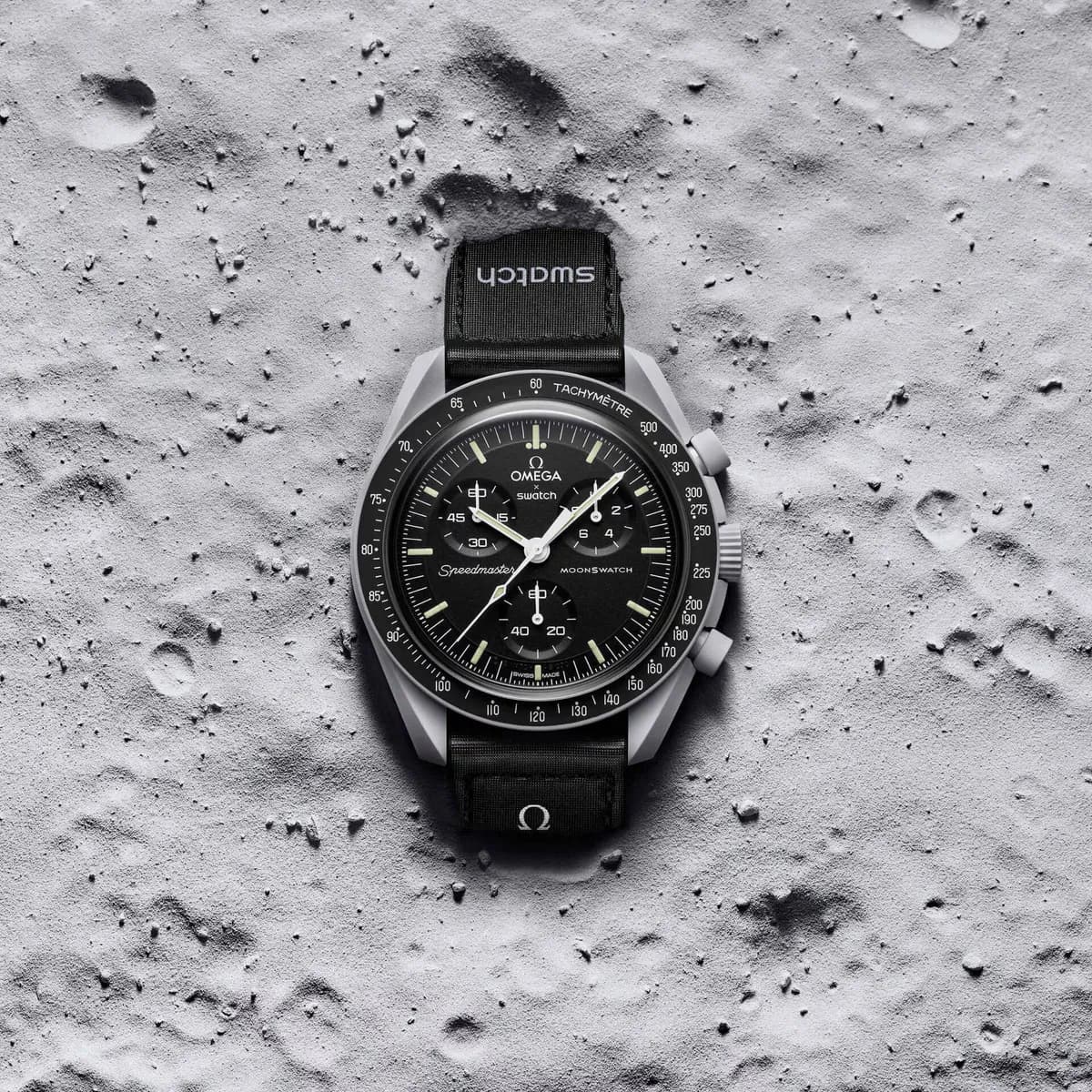 SWATCH Mission to the Moon SO33M100 — 2