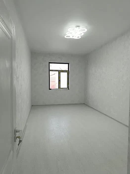 Nazarbek Turkiston maxallada 2 xonali 62 kv uy sotiladi.