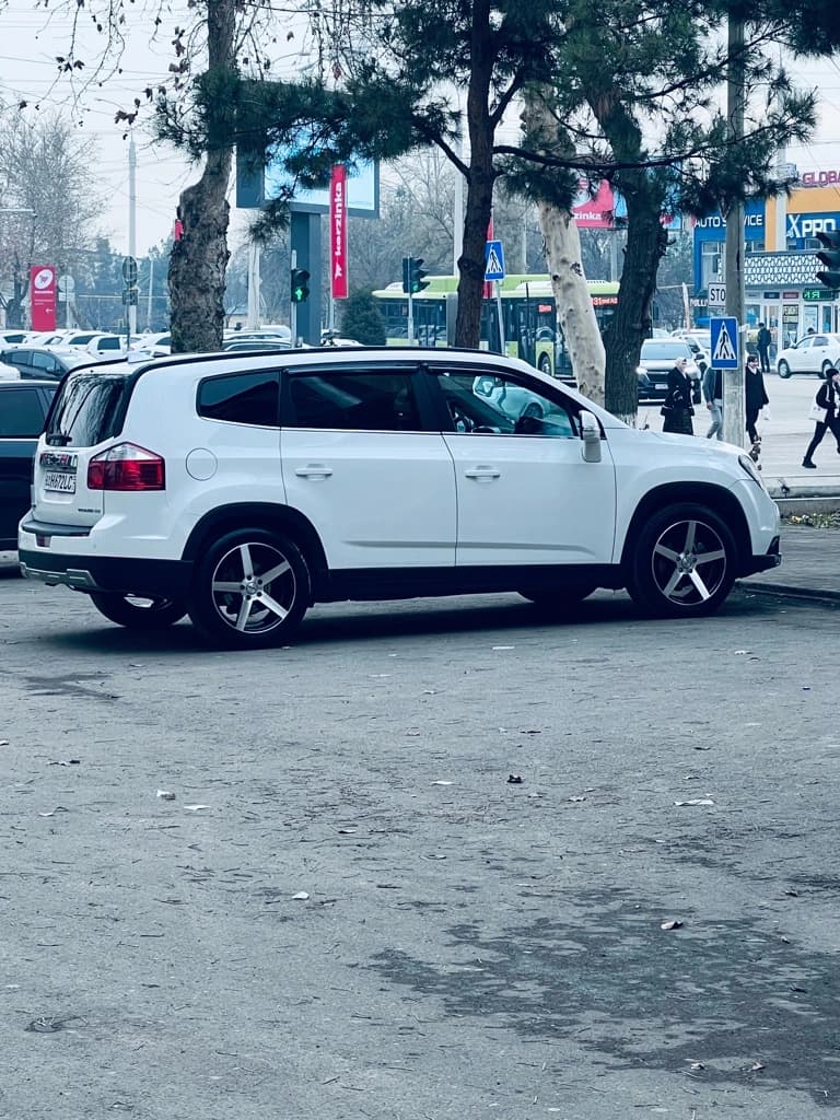 Chevrolet Orlando 2016 — 1