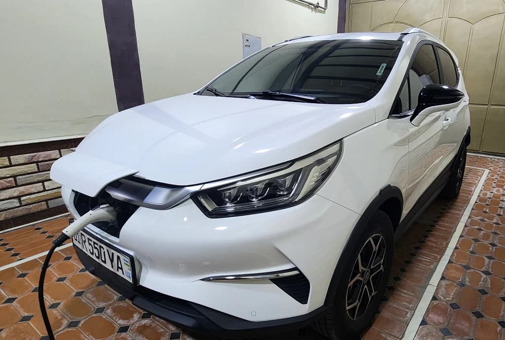 BYD Yuan 2023 — 1