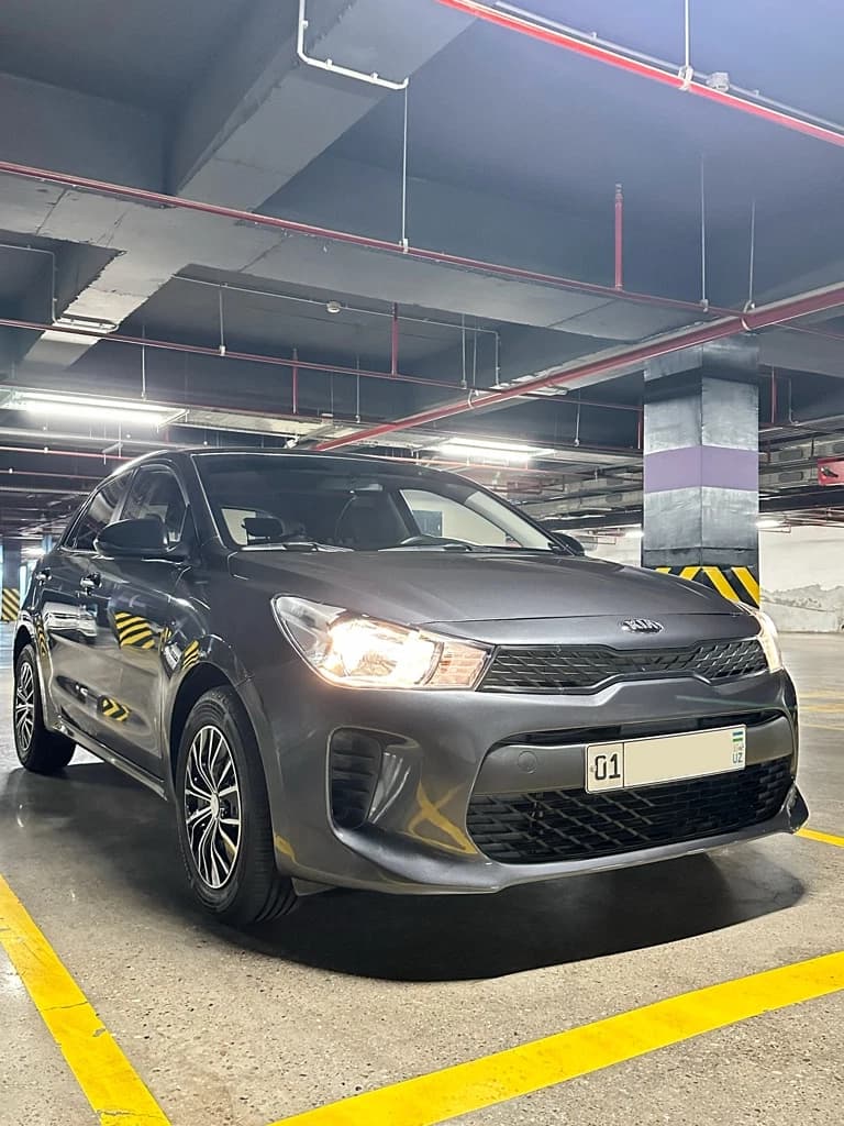 Kia Rio 2018 — 1