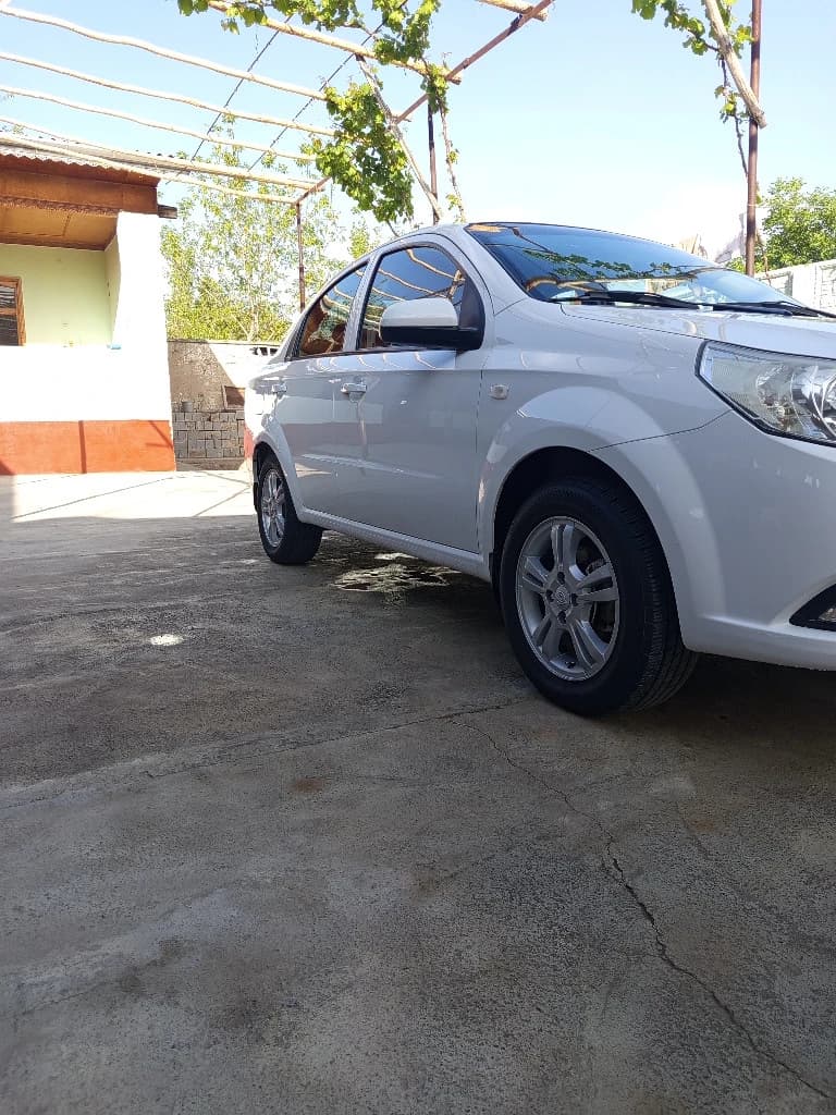 Chevrolet Aveo 2017 — 1