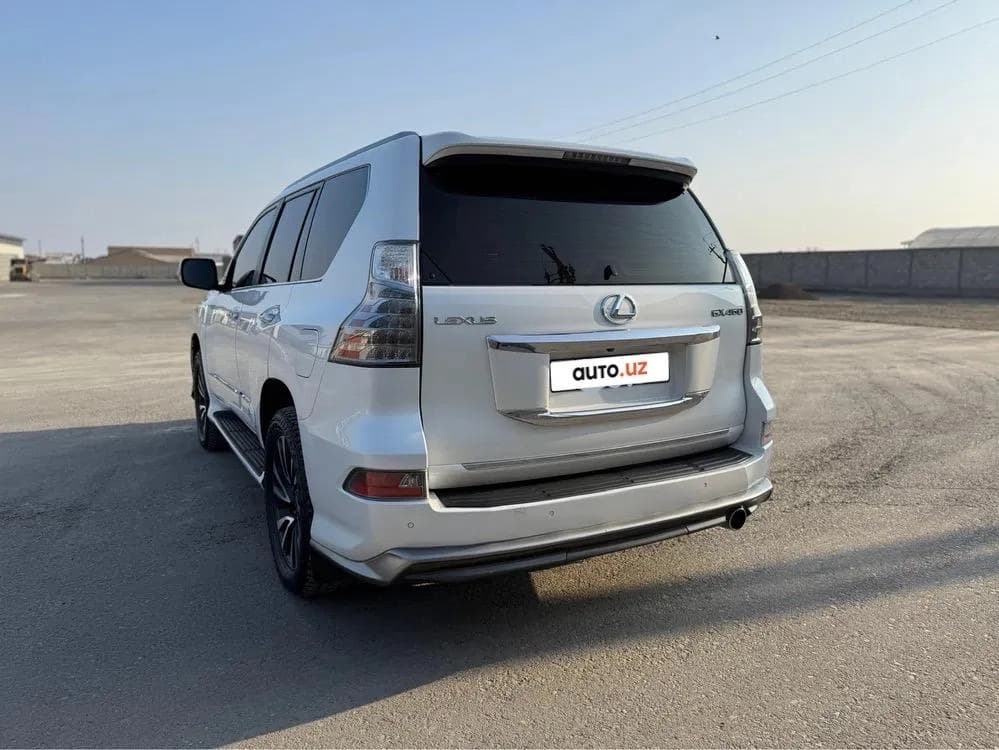 Лексус GX 2015 — 1