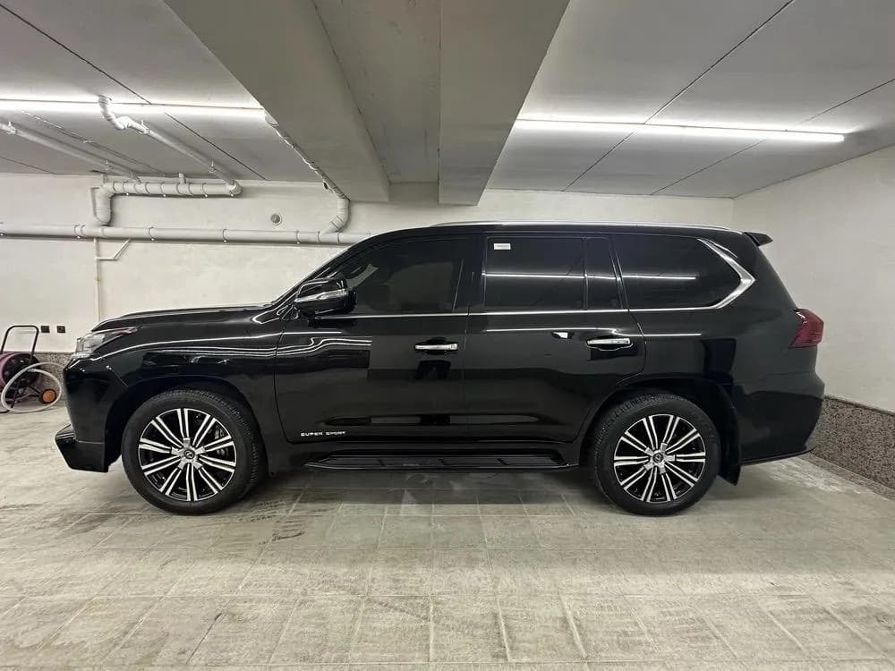 Лексус LX 2019 — 1