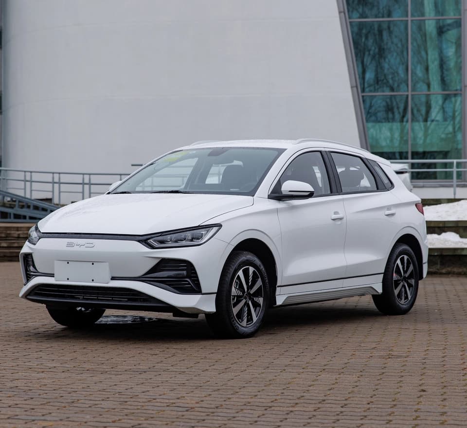 BYD E2 2024 — 1