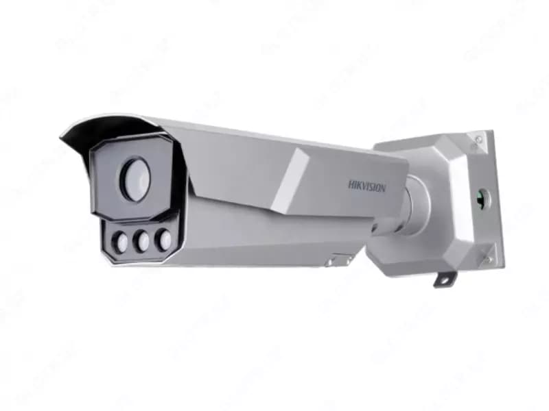 IP-камера для транспорта Hikvision iDS-TCM203-A/0832/2812 — 1
