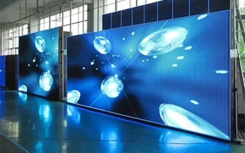 LED ЭКРАНЫ ДЛЯ ПОМЕЩЕНИЯ — 1