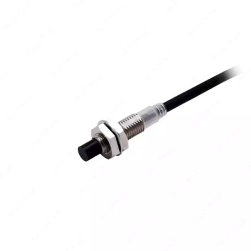 Датчик индуктивный Omron E2E-X6MD28 2M — 1