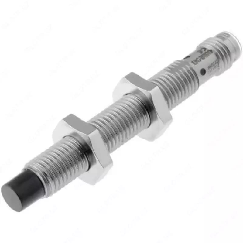 Датчик индуктивный Omron E2A-S08LN04-M5-B2 — 1