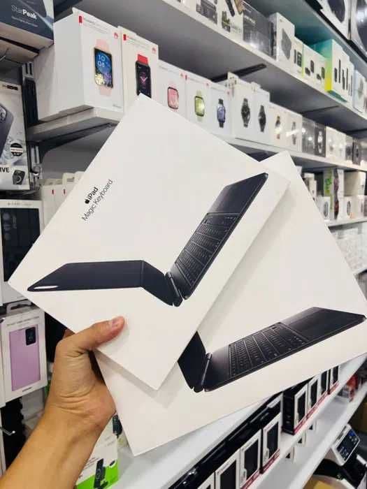 Новый Magic Keyboard IPad Pro 13-inch M4 • Чехлы • — 1