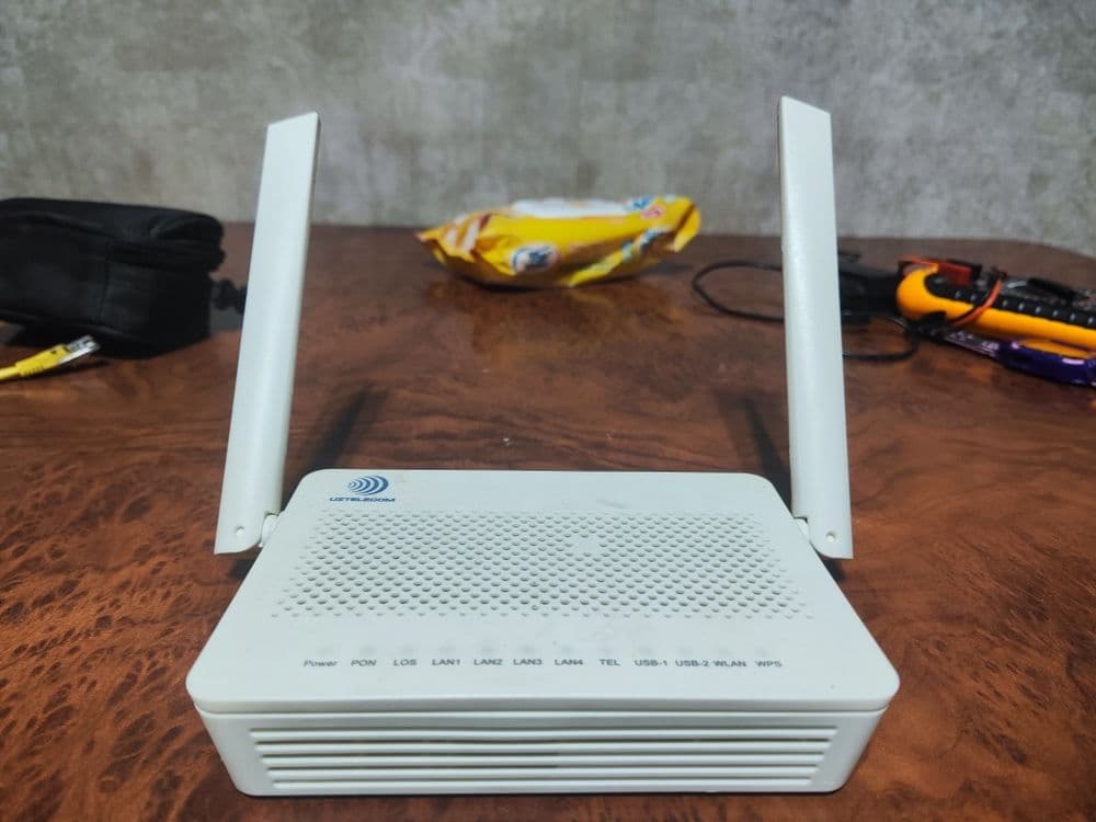 Wi-Fi роутер Huawei HG8546M GPON, оптика Uzonline — 1