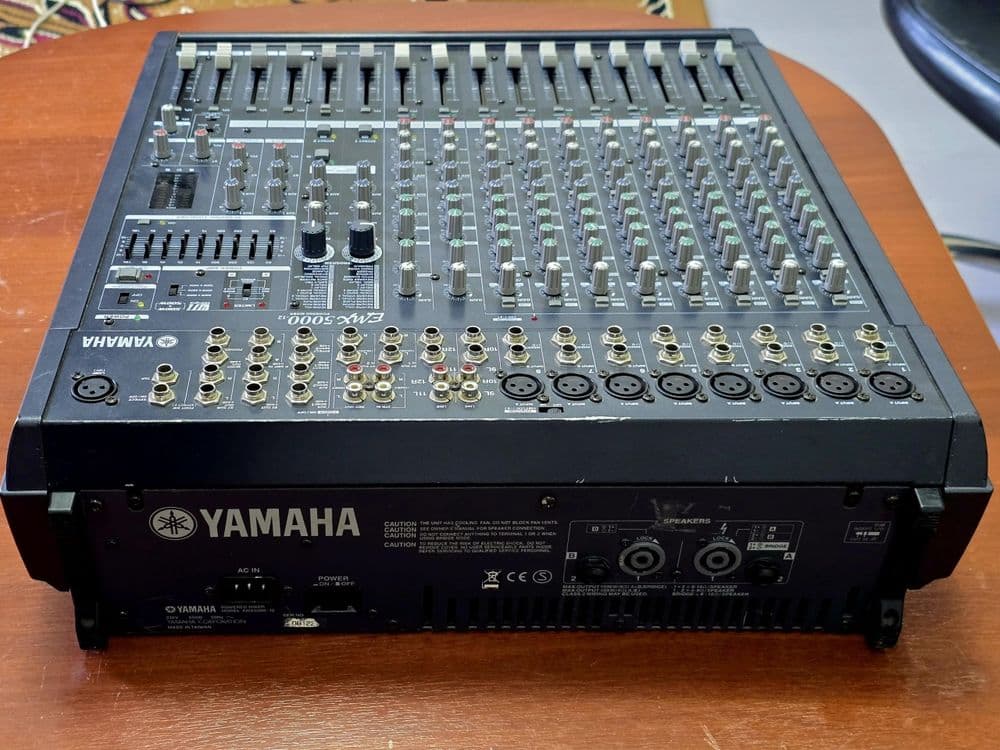 Yamaha emx 5000 sotiladi, xech qanaqa aybi yuq, chetdan kelgan — 1