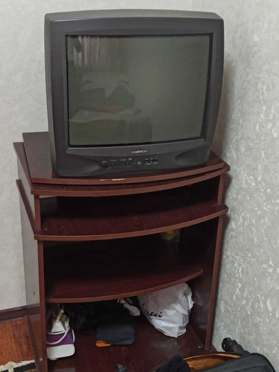 продаётся подставка для телевизорам — 1