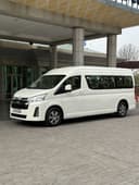 Услуги на микроавтобусе марки Тойота Hiace