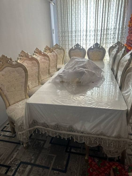 Stol stul sotiladi yangi xolatda ishlatilmagan pul zarur sotilyabdi — 1