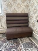 Yumshoq mebel sotiladi