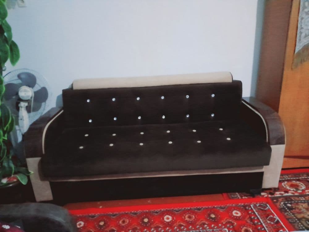 Yumshoq mebel sotiladi holati yaʼngi — 1
