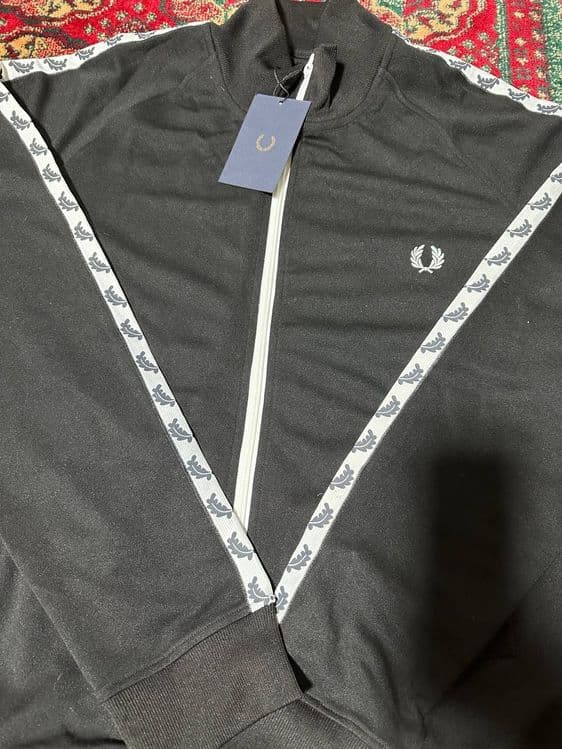 Спортивные костюм бренд Fred Perry — 1
