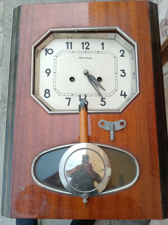 Соат 1975 йил ишлейди — 1